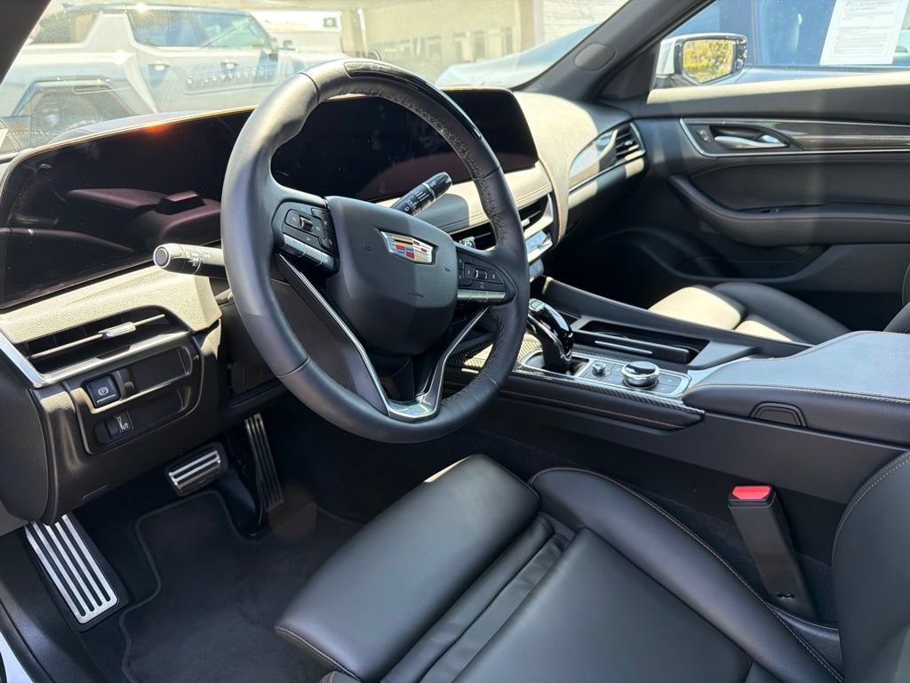 Used 2026 Cadillac CT5 Sport RWD image 5
