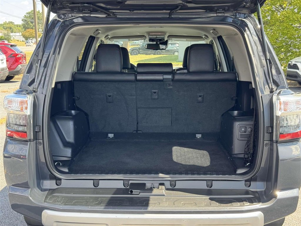 Used 2024 Toyota 4Runner TRD Off-Road Premium image 16