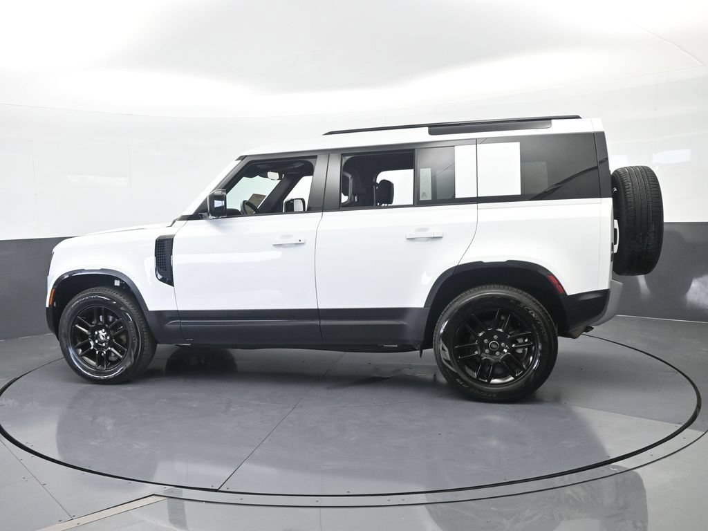 Used 2025 Land Rover Defender 110 S AWD/4WD image 3