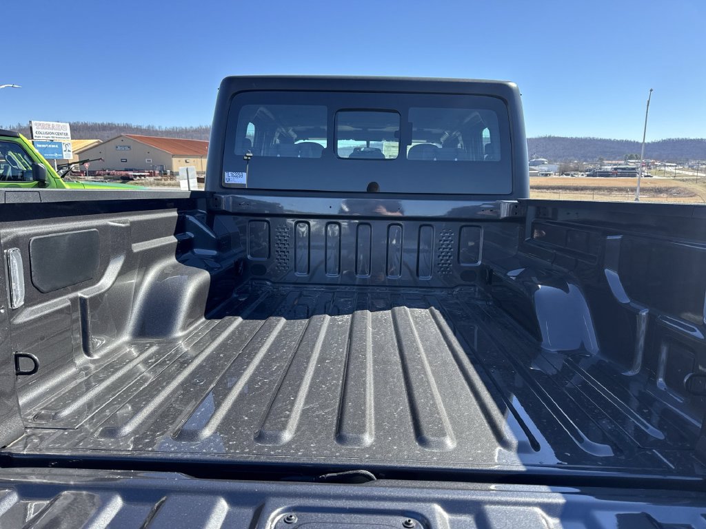 New 2026 Jeep Gladiator Sport AWD/4WD image 22