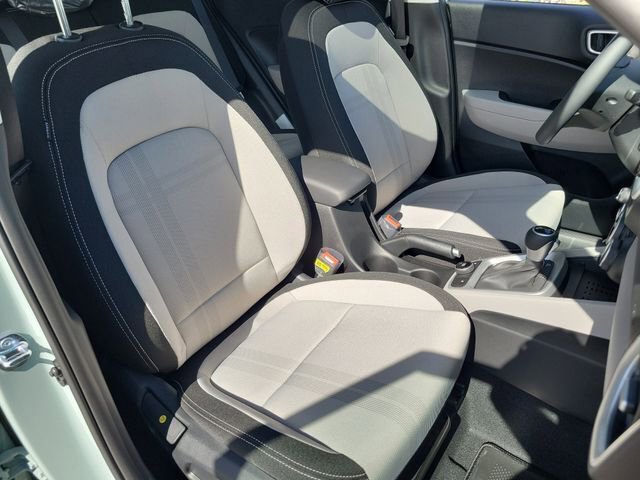 New 2026 Hyundai Venue SEL FWD image 21