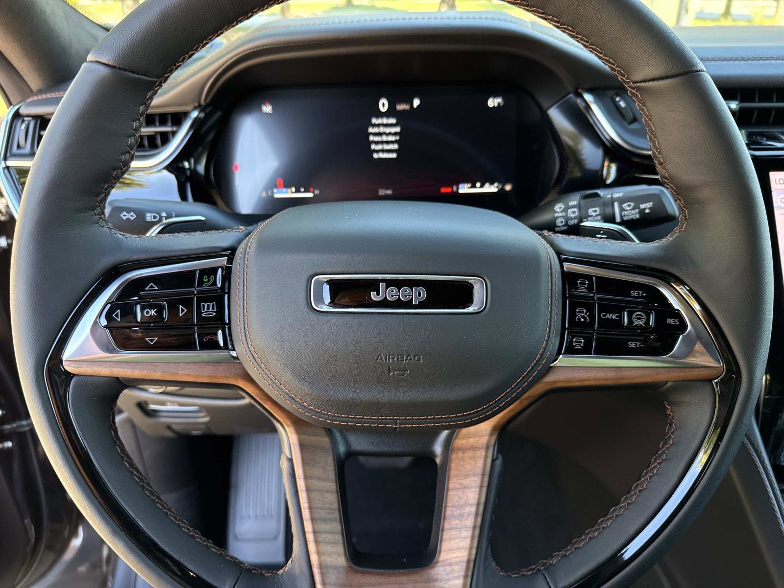 New 2025 Jeep Grand Cherokee Summit image 29