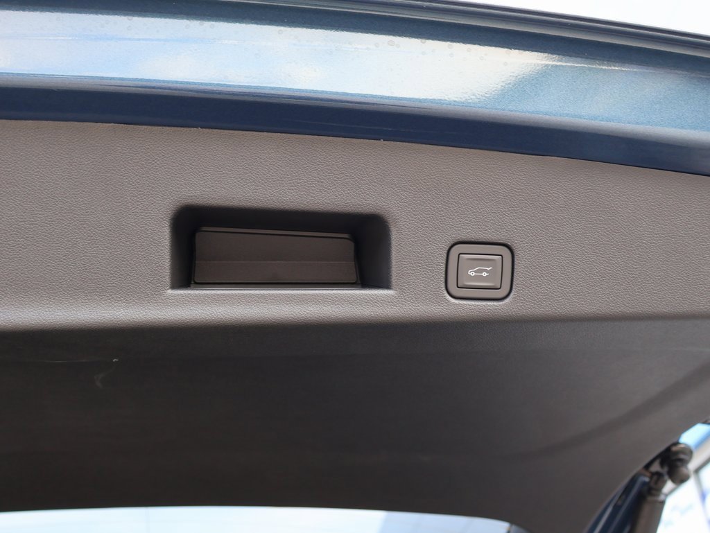 New 2026 Chevrolet Traverse LT w/ LPO, Floor Liner Package image 30