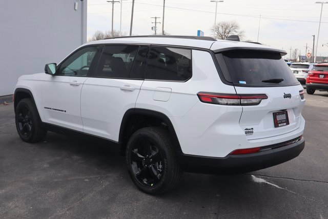 New 2025 Jeep Grand Cherokee L Altitude image 23