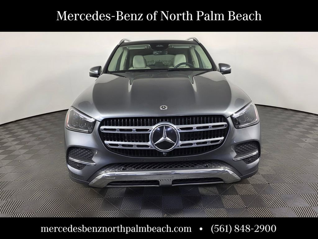 Used 2025 Mercedes-Benz GLE 350 4MATIC image 2