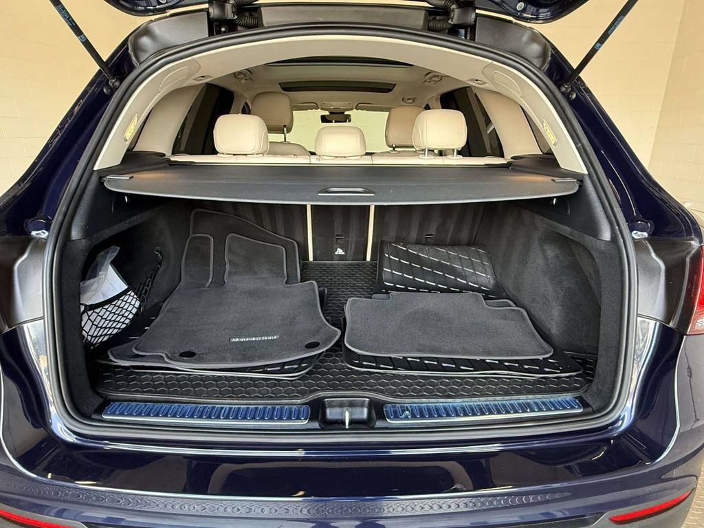 Used 2021 Mercedes-Benz GLC 300 4MATIC image 17