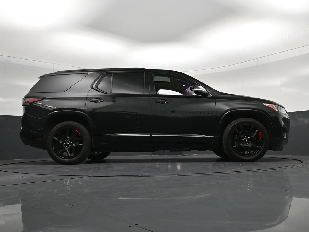 Used 2020 Chevrolet Traverse Premier w/ Redline Edition FWD image 29