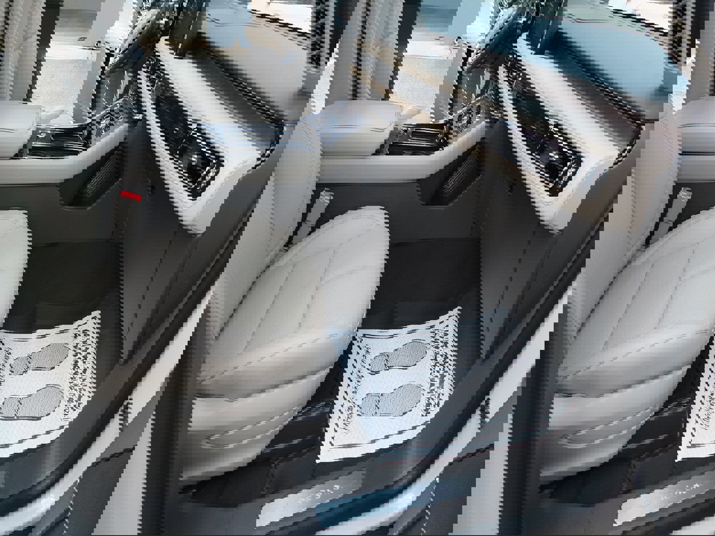 Used 2022 Lincoln Aviator Reserve w/ Equipment Group 201A image 15