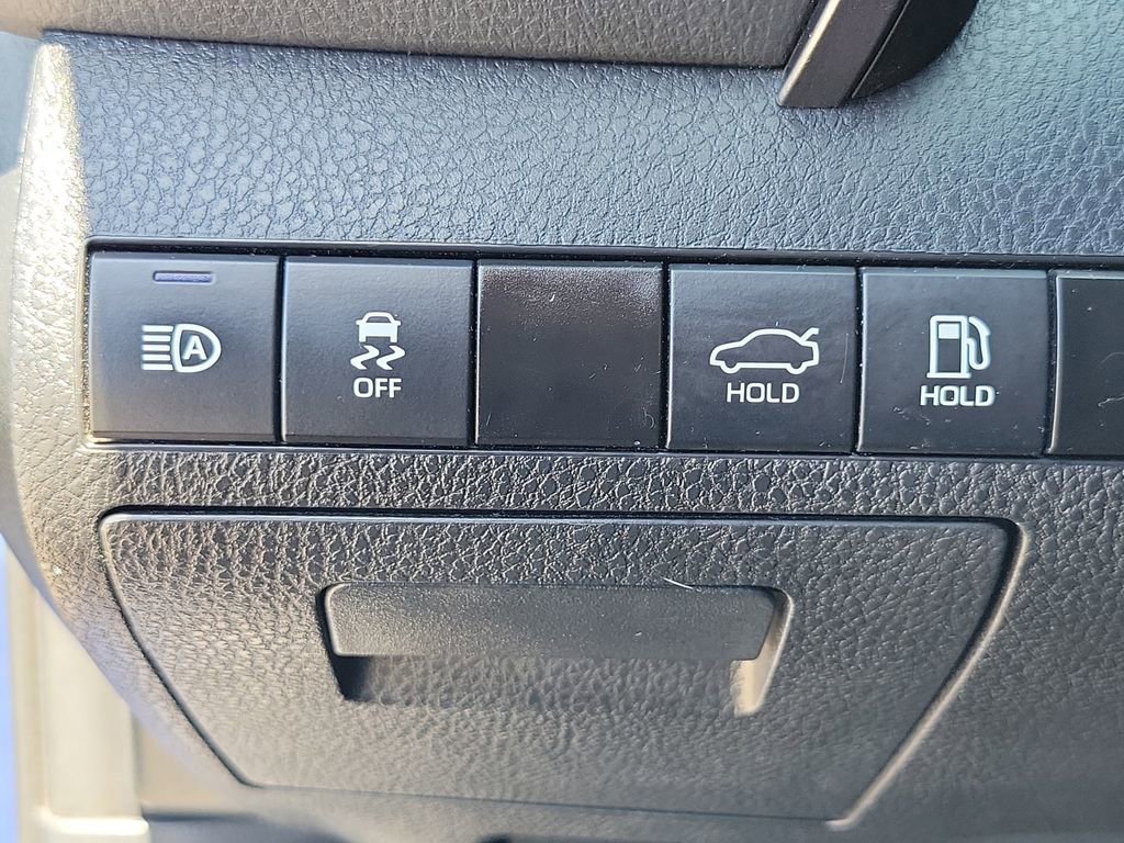 Used 2024 Toyota Camry LE FWD image 17