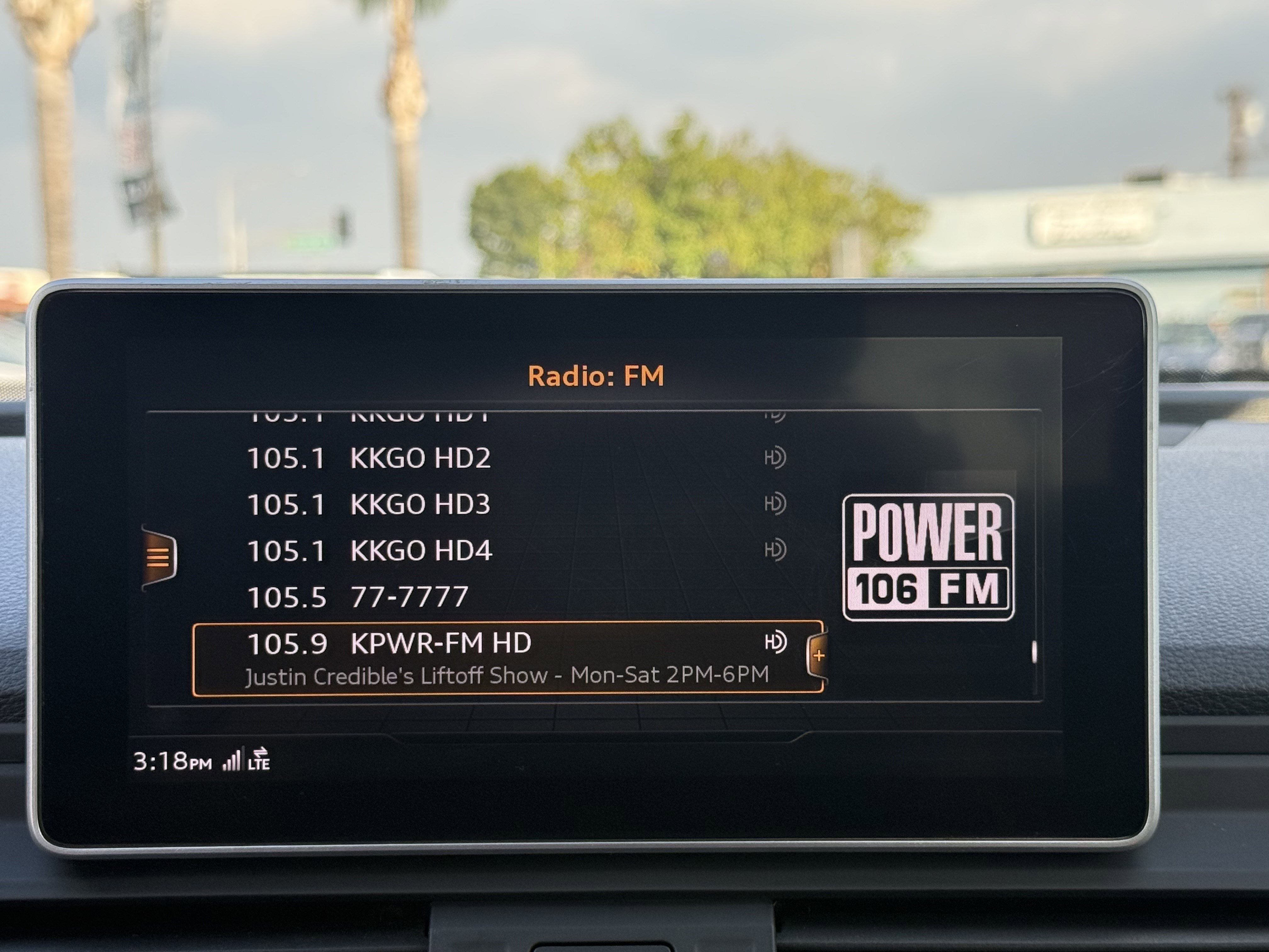 Used 2020 Audi Q5 e Premium Plus w/ Premium Plus Package image 27