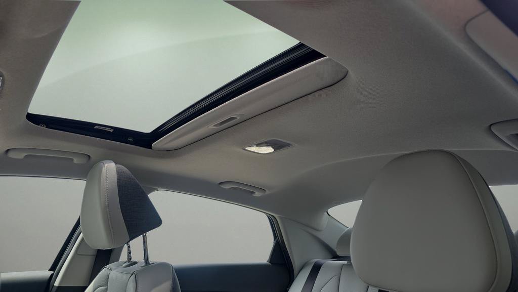 New 2026 Hyundai Elantra Limited FWD image 15