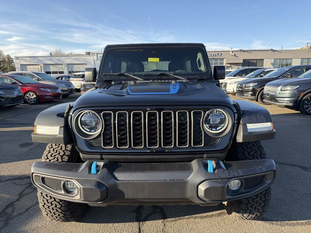 Used 2024 Jeep Wrangler Unlimited Rubicon 4xe AWD/4WD image 9