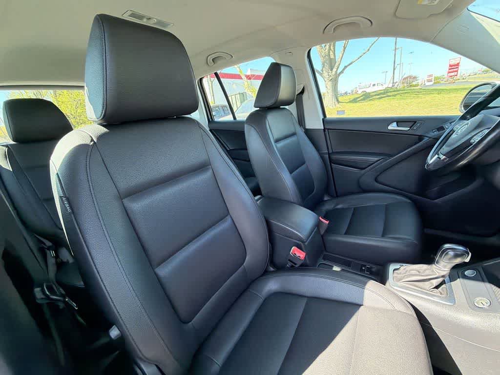 Used 2016 Volkswagen Tiguan S FWD image 17