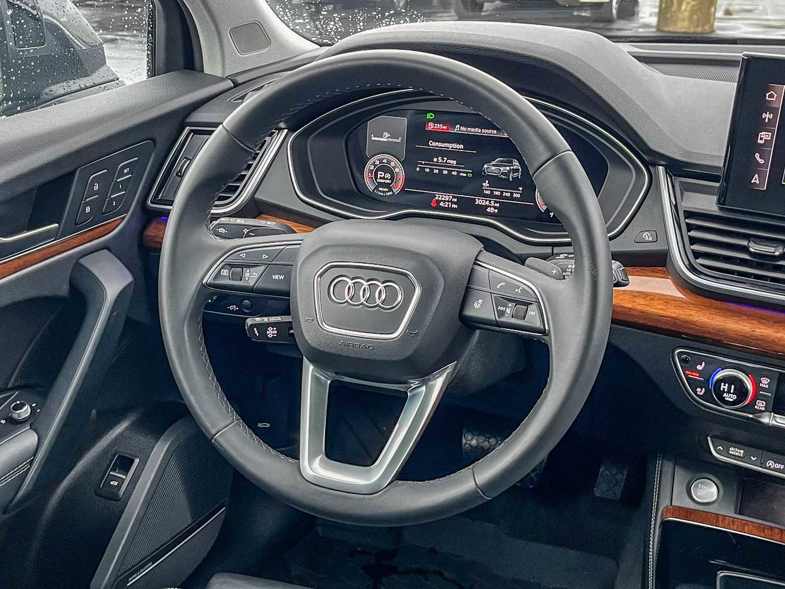 Used 2023 Audi Q5 2.0T Prestige image 14