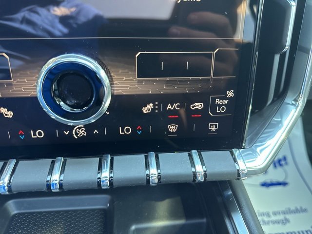 Used 2025 GMC Acadia Elevation w/ Elevation Premium Package image 42