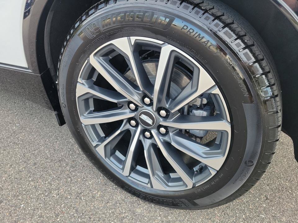 Certified 2024 Cadillac Lyriq Sport AWD/4WD image 27