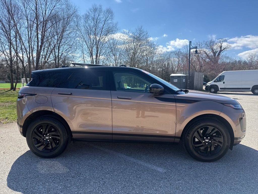Used 2024 Land Rover Range Rover Evoque S image 10
