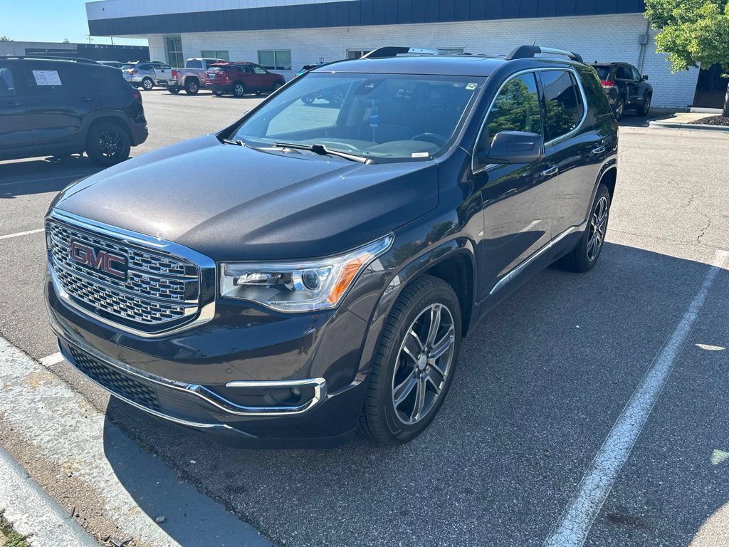 Used 2018 GMC Acadia Denali w/ Technology Package AWD/4WD image 11