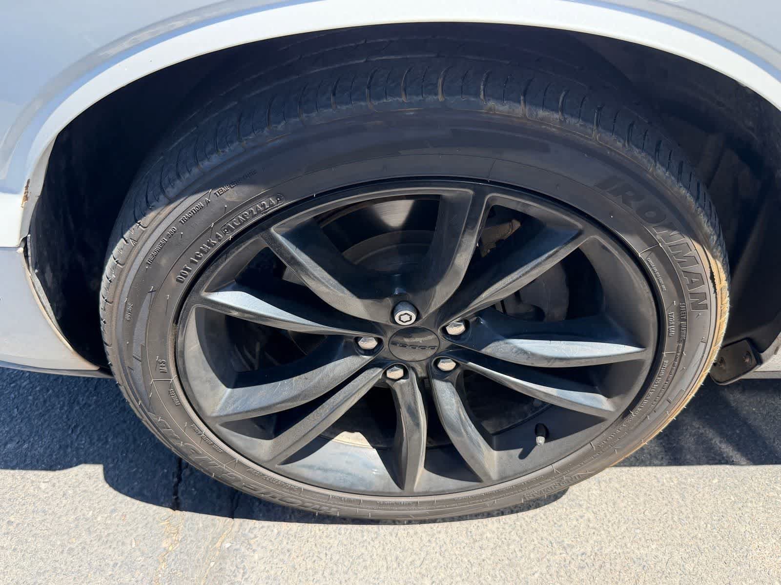 Used 2016 Dodge Challenger SXT Plus RWD image 5