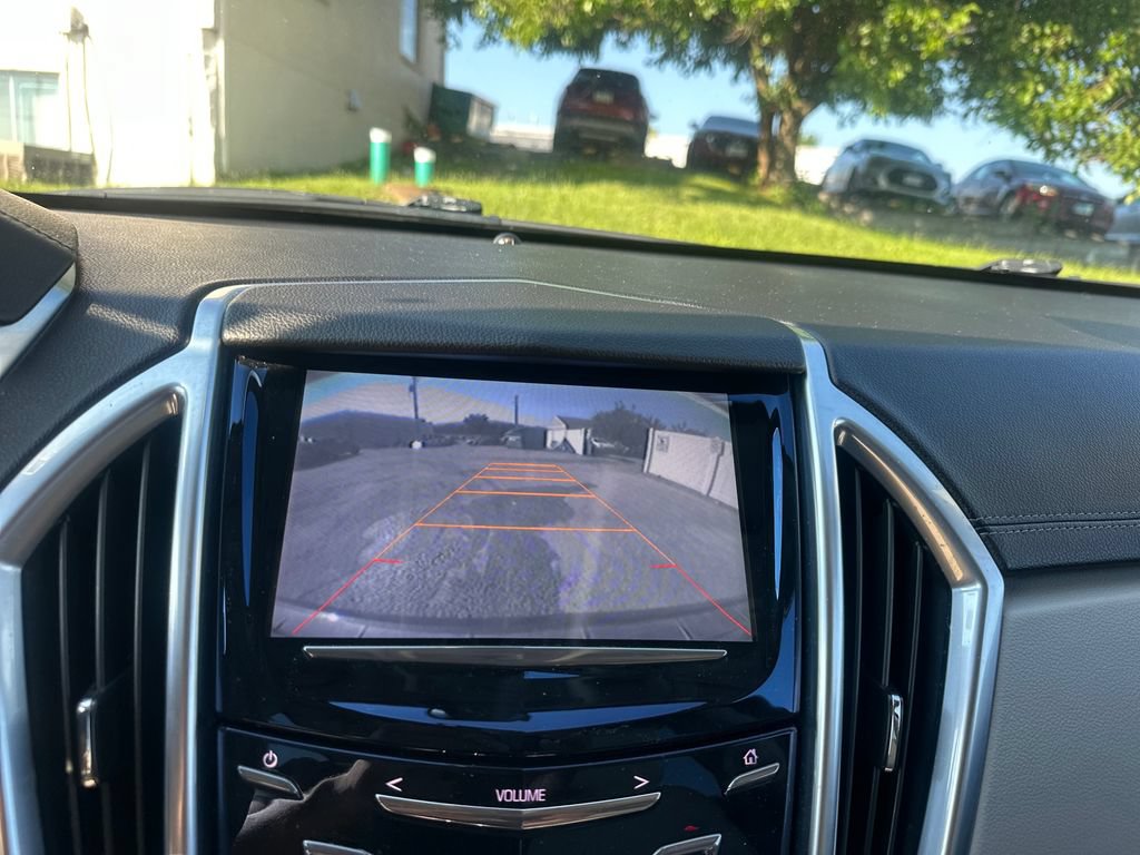 Used 2014 Cadillac SRX Performance FWD image 16