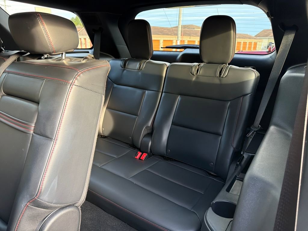 Used 2025 Ford Explorer ST-Line w/ ST-Line Street Pack image 17