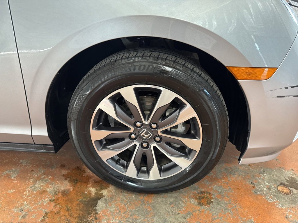 Used 2023 Honda Odyssey EX-L image 11