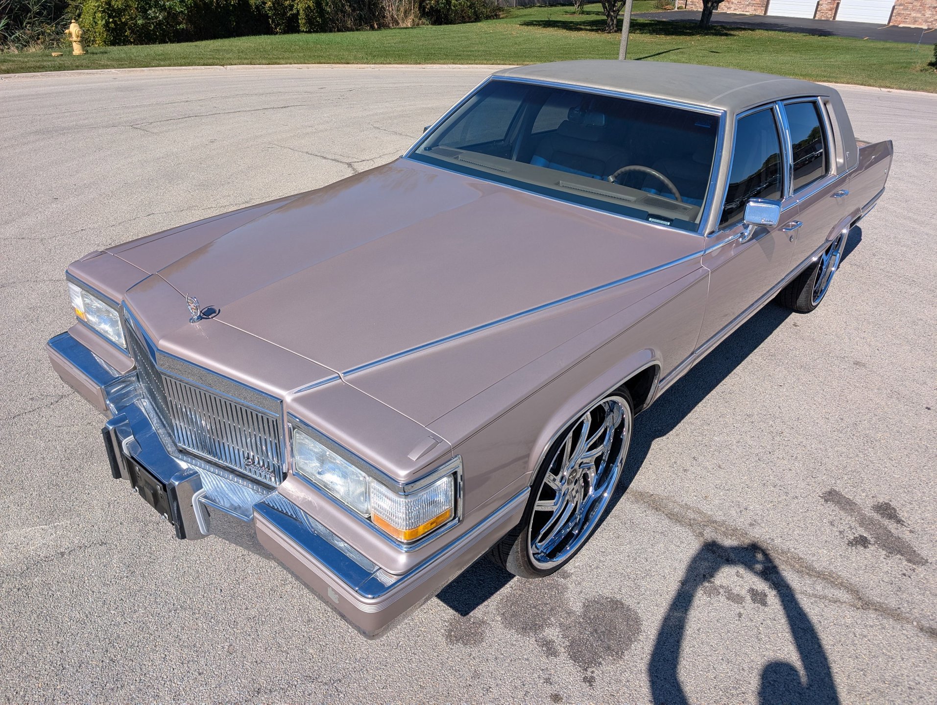 Used 1990 Cadillac Brougham image 20