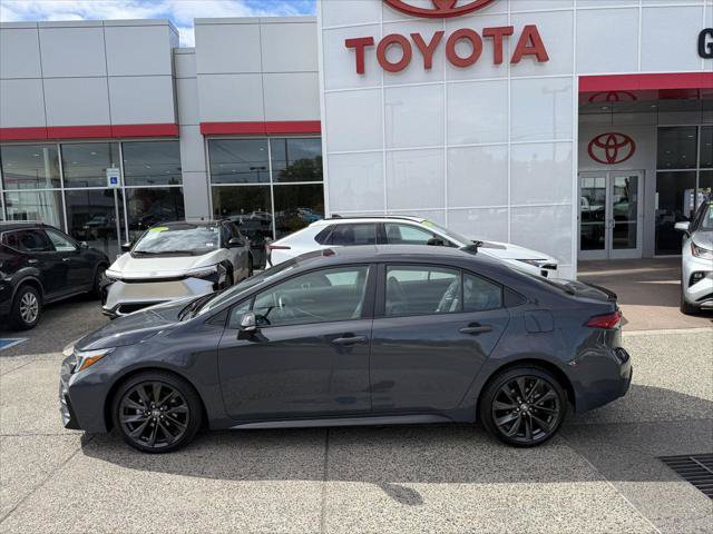 Certified 2025 Toyota Corolla XSE FWD image 4