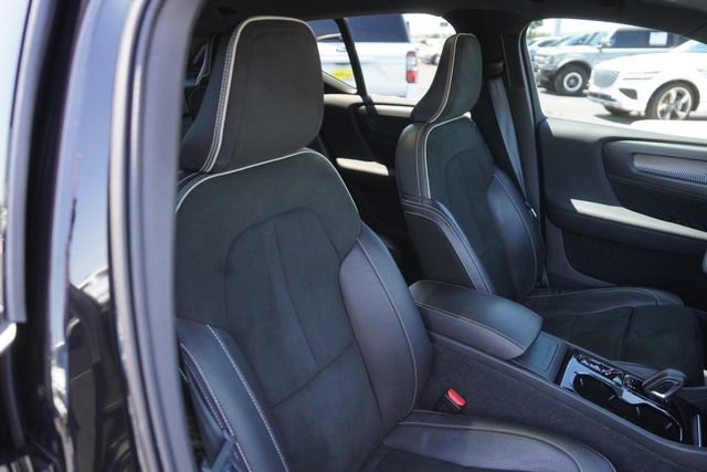 Used 2020 Volvo XC40 T5 R-Design w/ Protection Package Premier AWD/4WD image 20