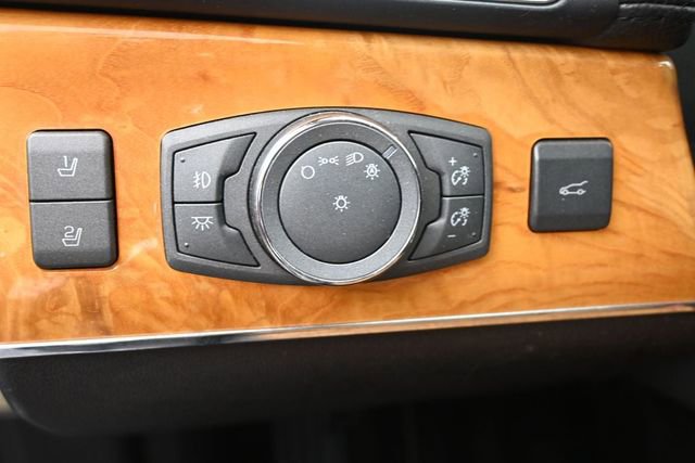 Used 2013 Lincoln MKX FWD image 20