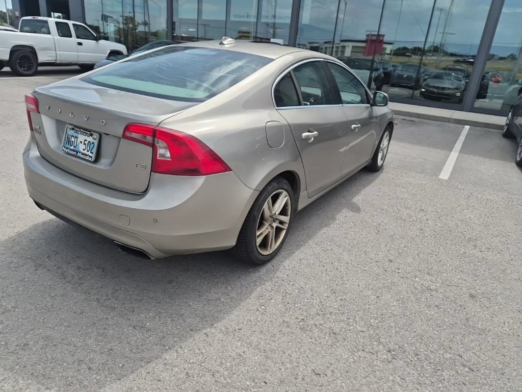 Used 2015 Volvo S60 T5 Premier w/ Convenience Package FWD image 5