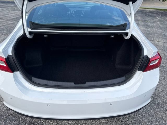 Used 2024 Chevrolet Malibu LT FWD image 5