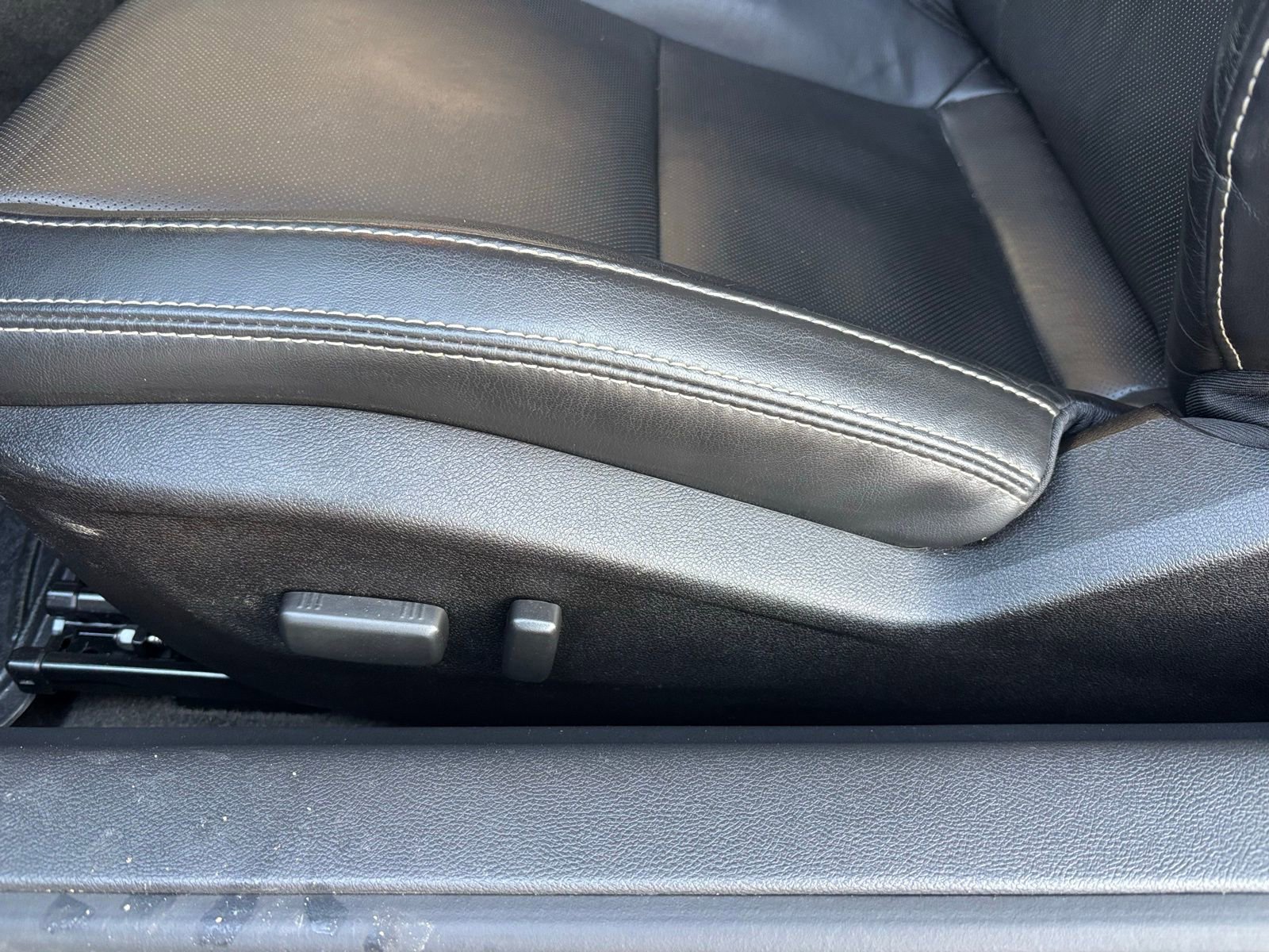 Used 2015 Chevrolet Camaro SS w/ RS Package image 14