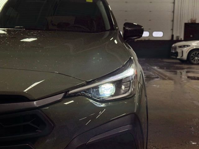 Used 2024 Subaru Crosstrek 2.5i Limited image 3