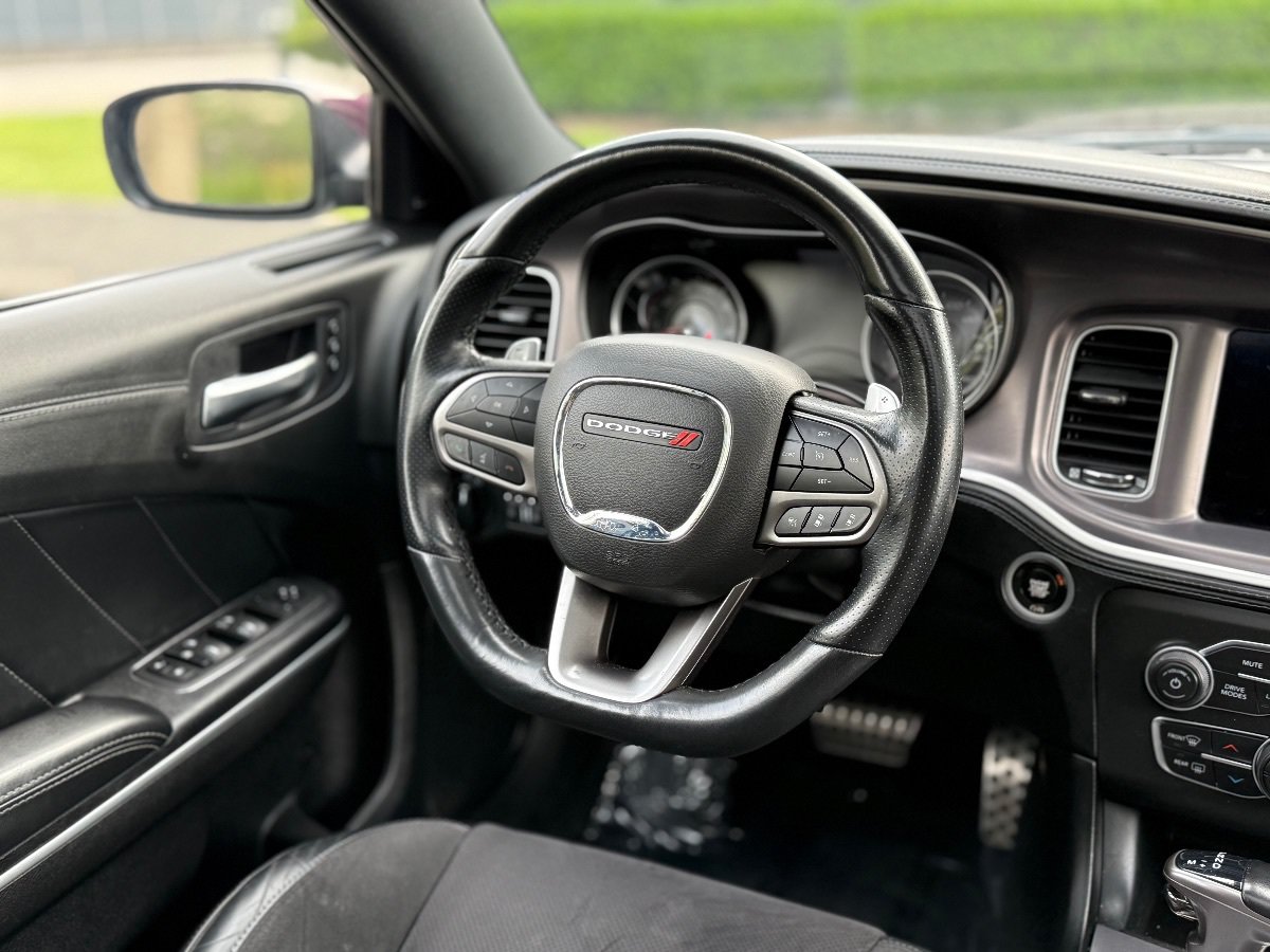 Used 2022 Dodge Charger Scat Pack RWD image 25