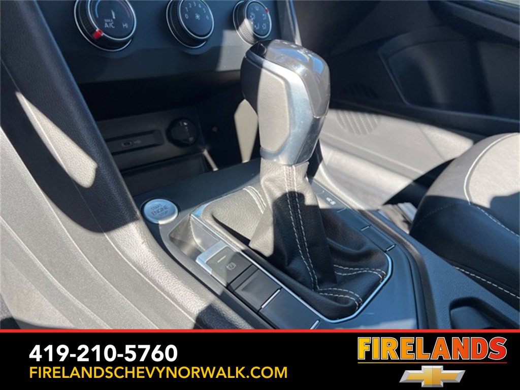 Used 2022 Volkswagen Taos SE w/ Panoramic Sunroof Package image 25