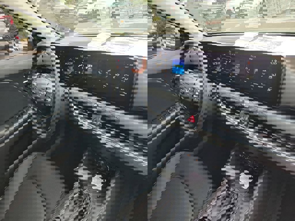 New 2026 Kia K4 EX image 8