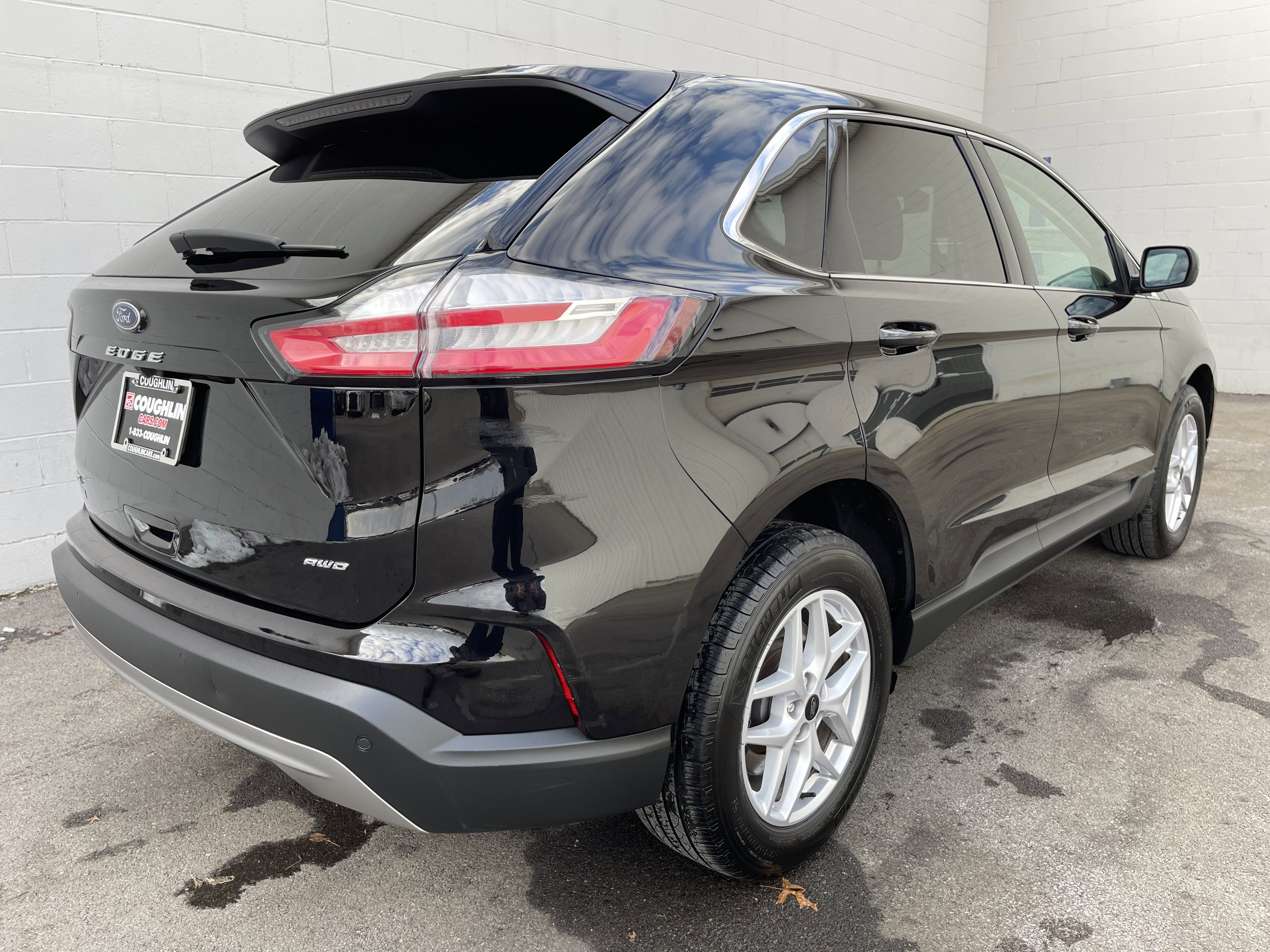 Used 2024 Ford Edge SEL w/ Convenience Package image 6