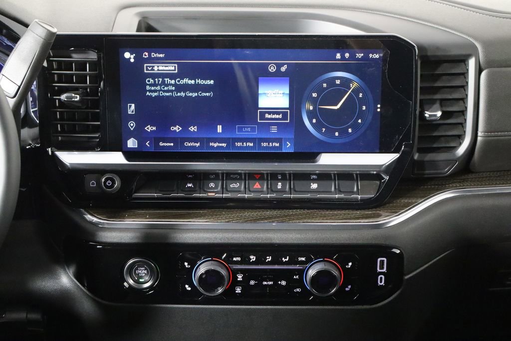 Used 2023 Chevrolet Silverado 1500 LT AWD/4WD image 27