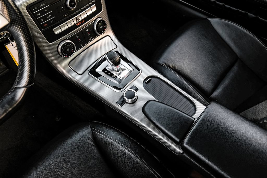 Used 2017 Mercedes-Benz SLC 300 image 18
