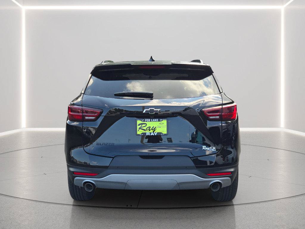 New 2026 Chevrolet Blazer LT w/ Convenience Package FWD image 16
