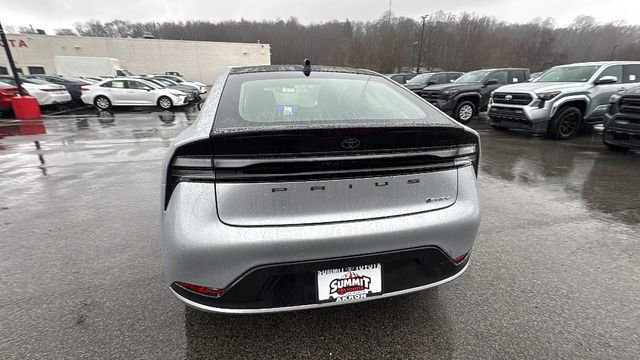 New 2026 Toyota Prius Plug-In Hybrid image 4