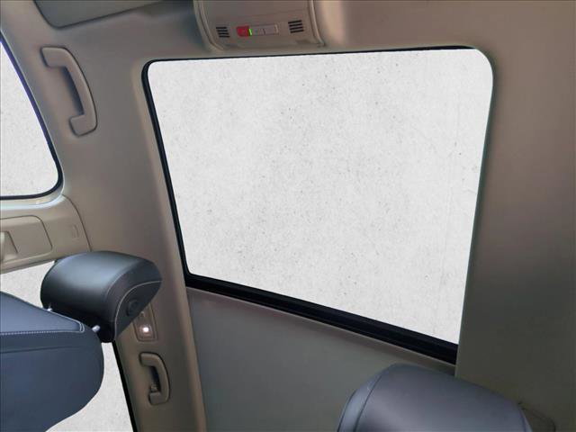 Used 2021 Volkswagen Tiguan SEL image 16