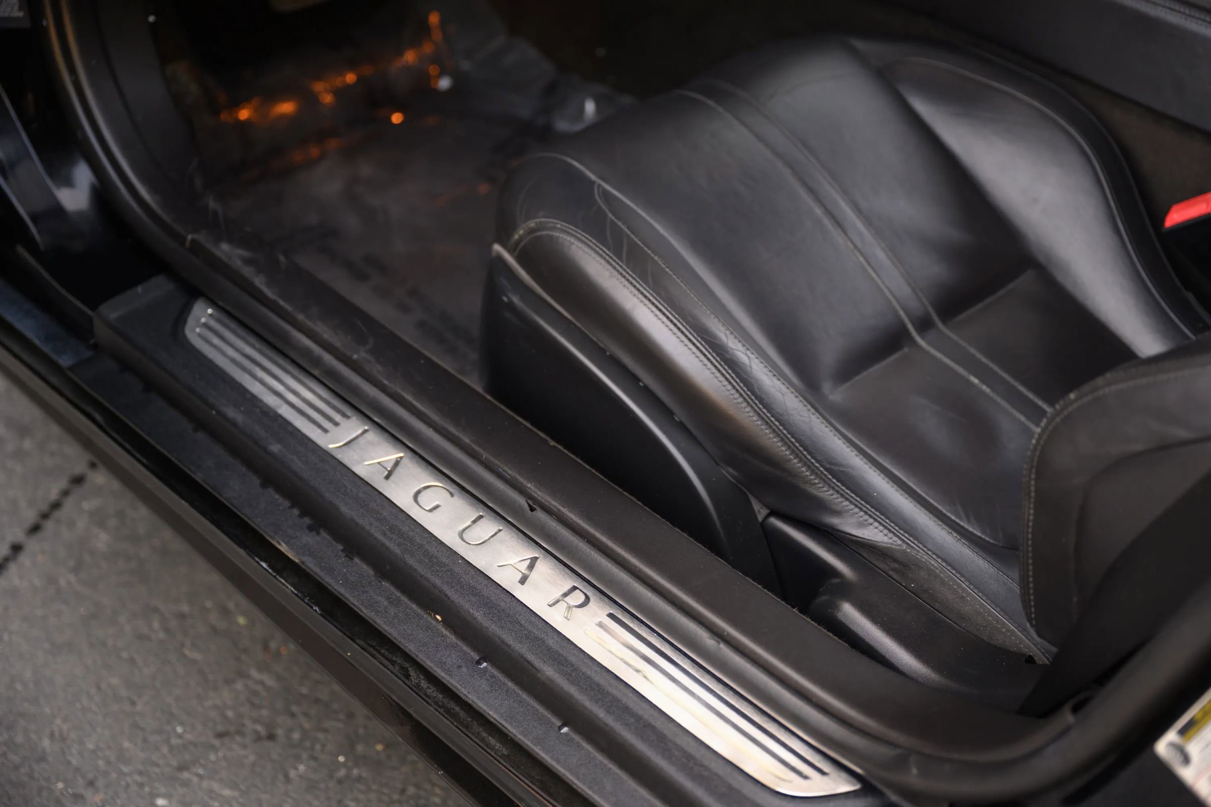 Used 2012 Jaguar XKR R RWD image 34