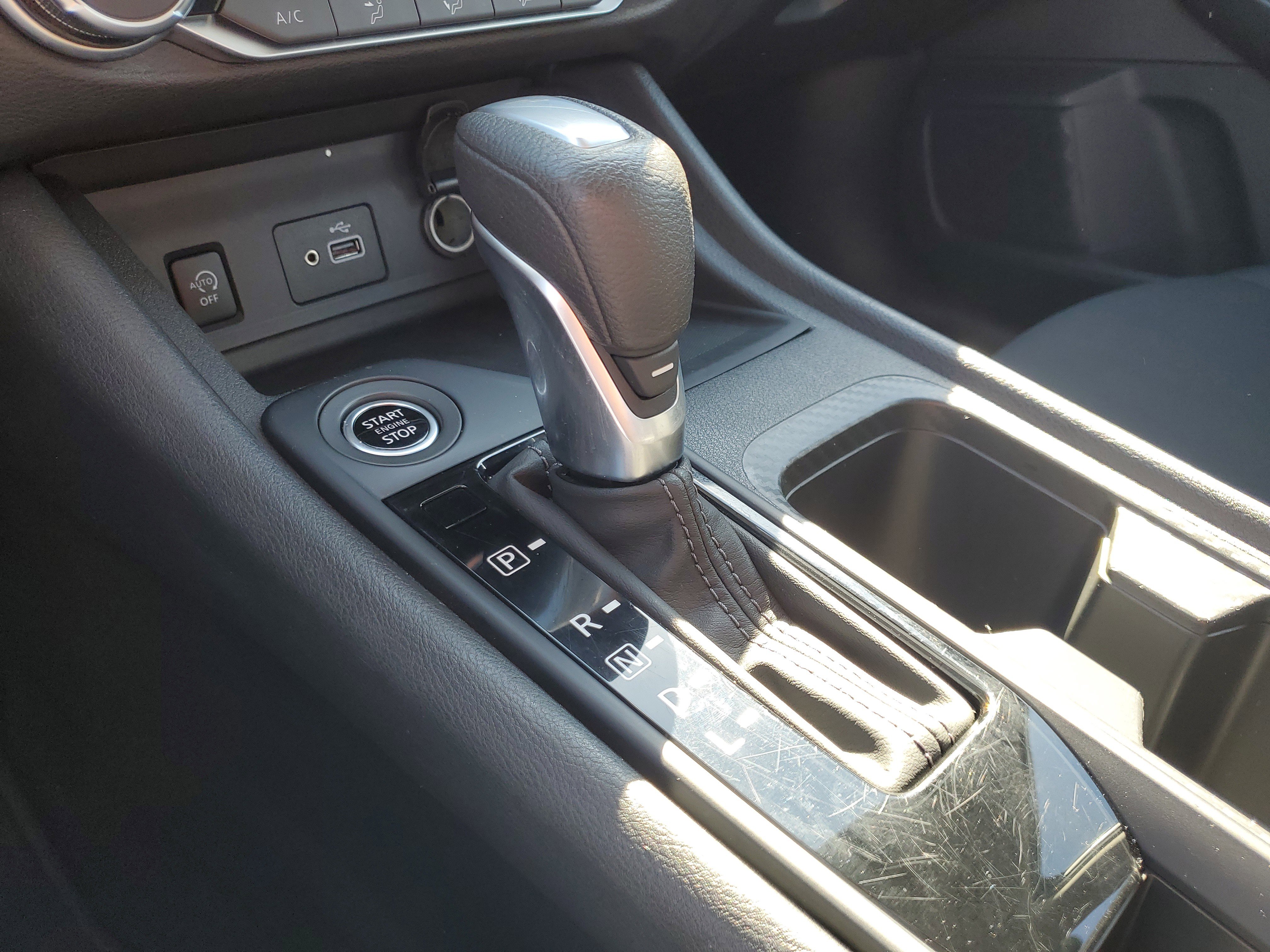 Used 2025 Nissan Sentra S image 23