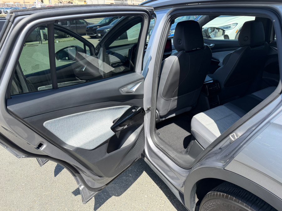 Used 2023 Volkswagen ID.4 Pro AWD/4WD image 43