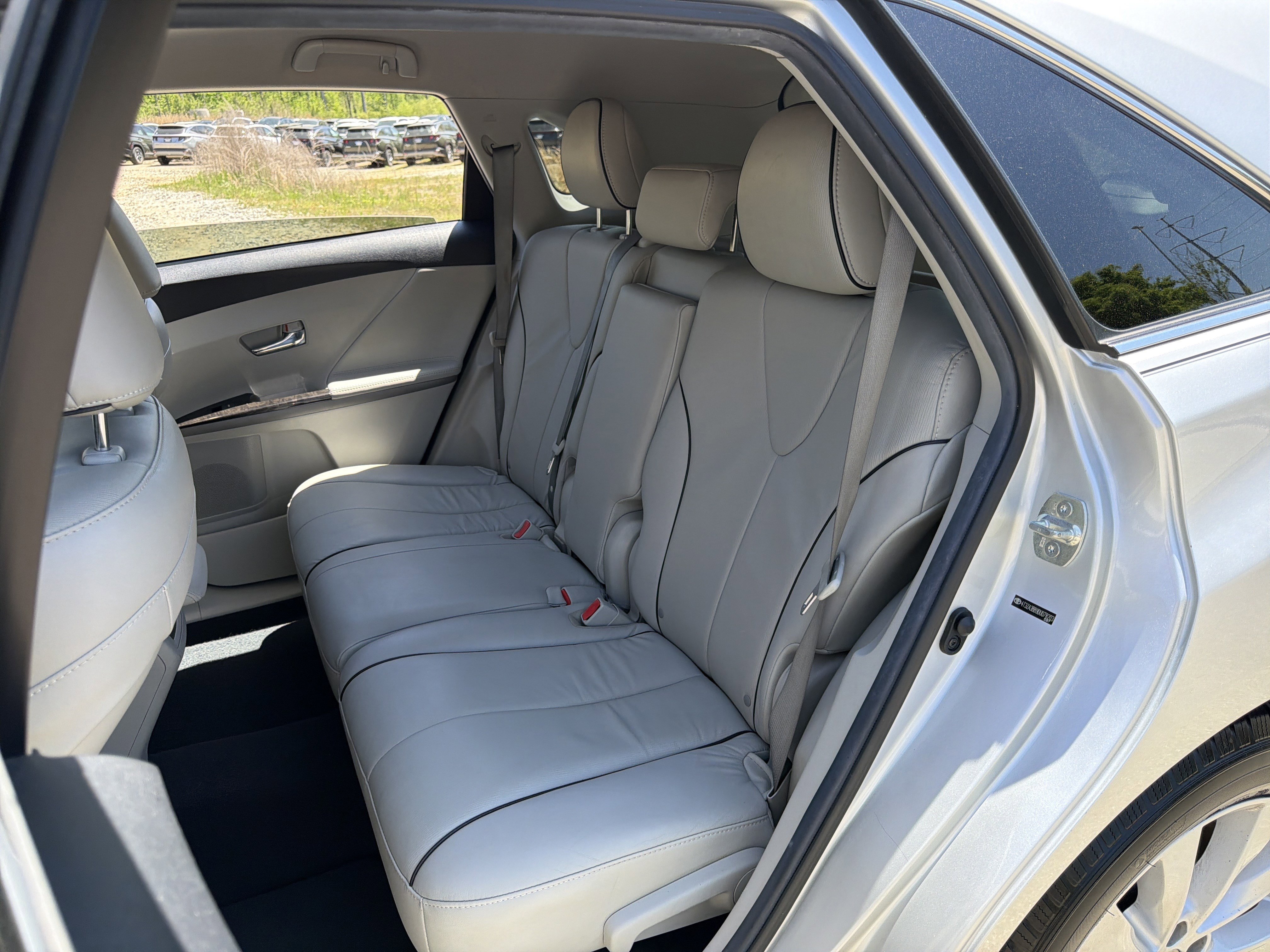 Used 2013 Toyota Venza XLE image 21