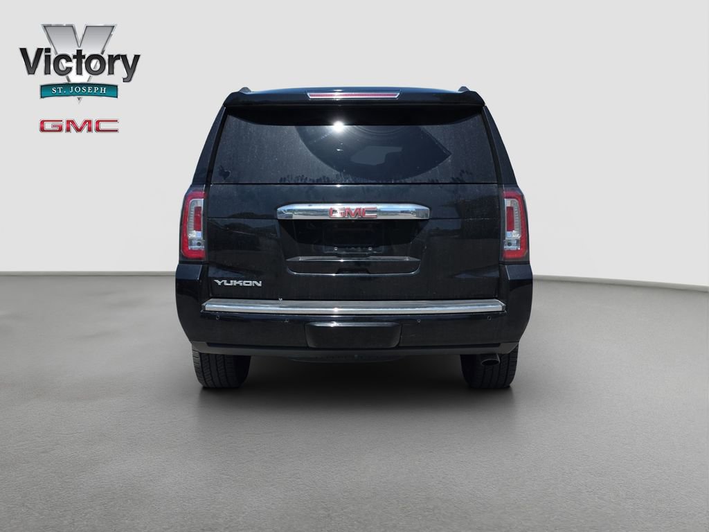 Used 2015 GMC Yukon Denali w/ Open Road Package AWD/4WD image 16