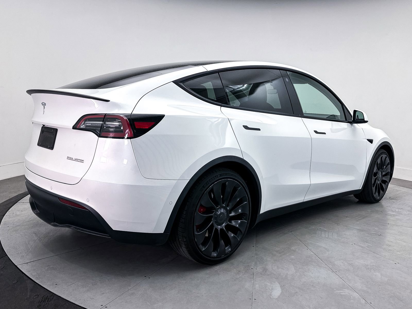Used 2022 Tesla Model Y Performance AWD/4WD image 15