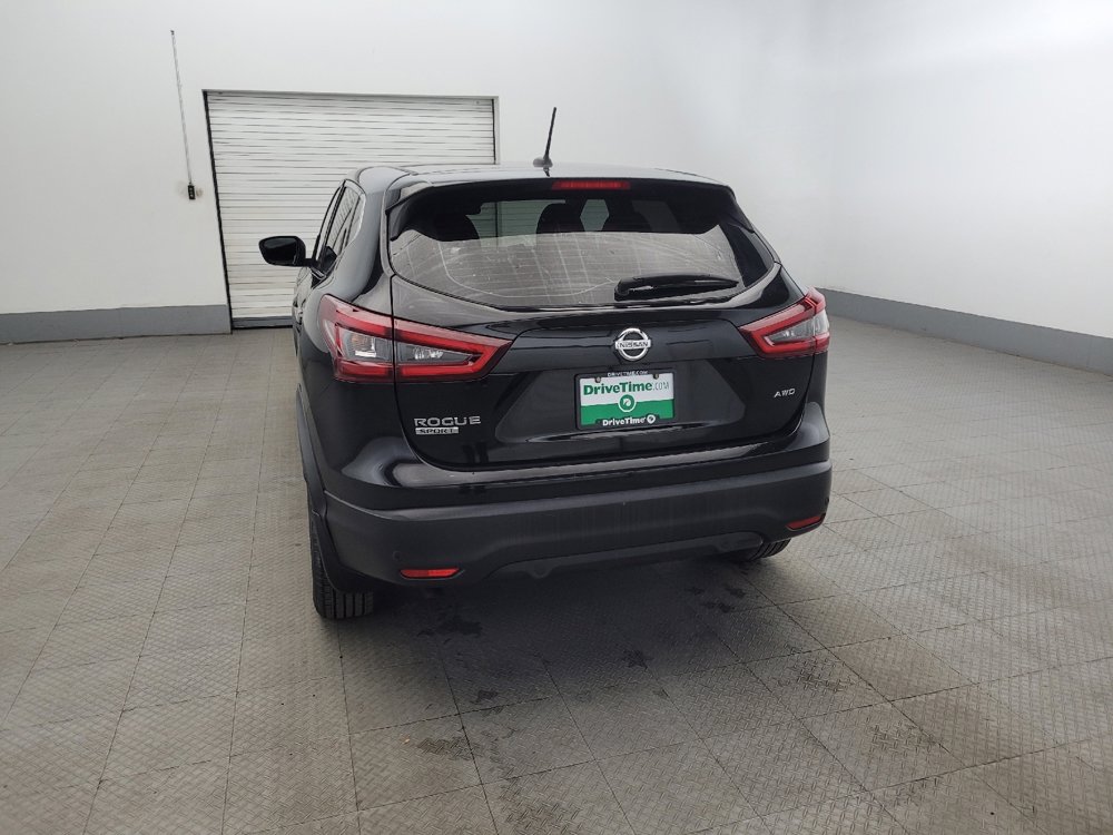Used 2020 Nissan Rogue Sport S image 6